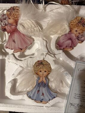 Angel Ornament Set — White Feather Wings The Bradford Edition w/COA